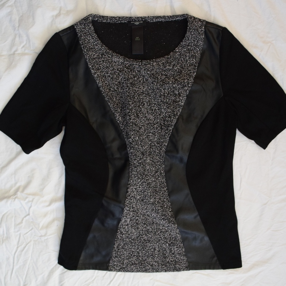 Ann Taylor Medium Petite black and gray top